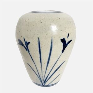 Signed Art Pottery Stoneware Vase Speckled Cream Glaze with Blue Floral Spray
